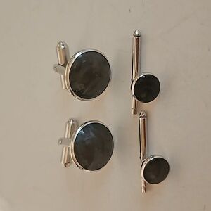 Tuxedo HICKOK Silvertone & Gray Swirl Design Cufflinks & Studs